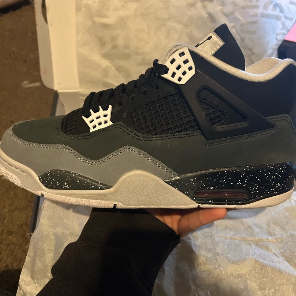 Jordan 4 Fear